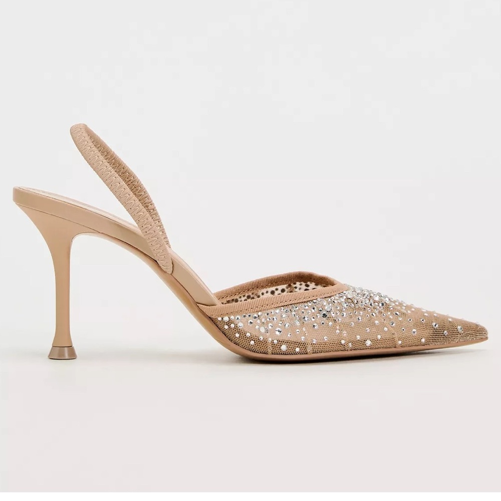 Healed shiny mesh sling back